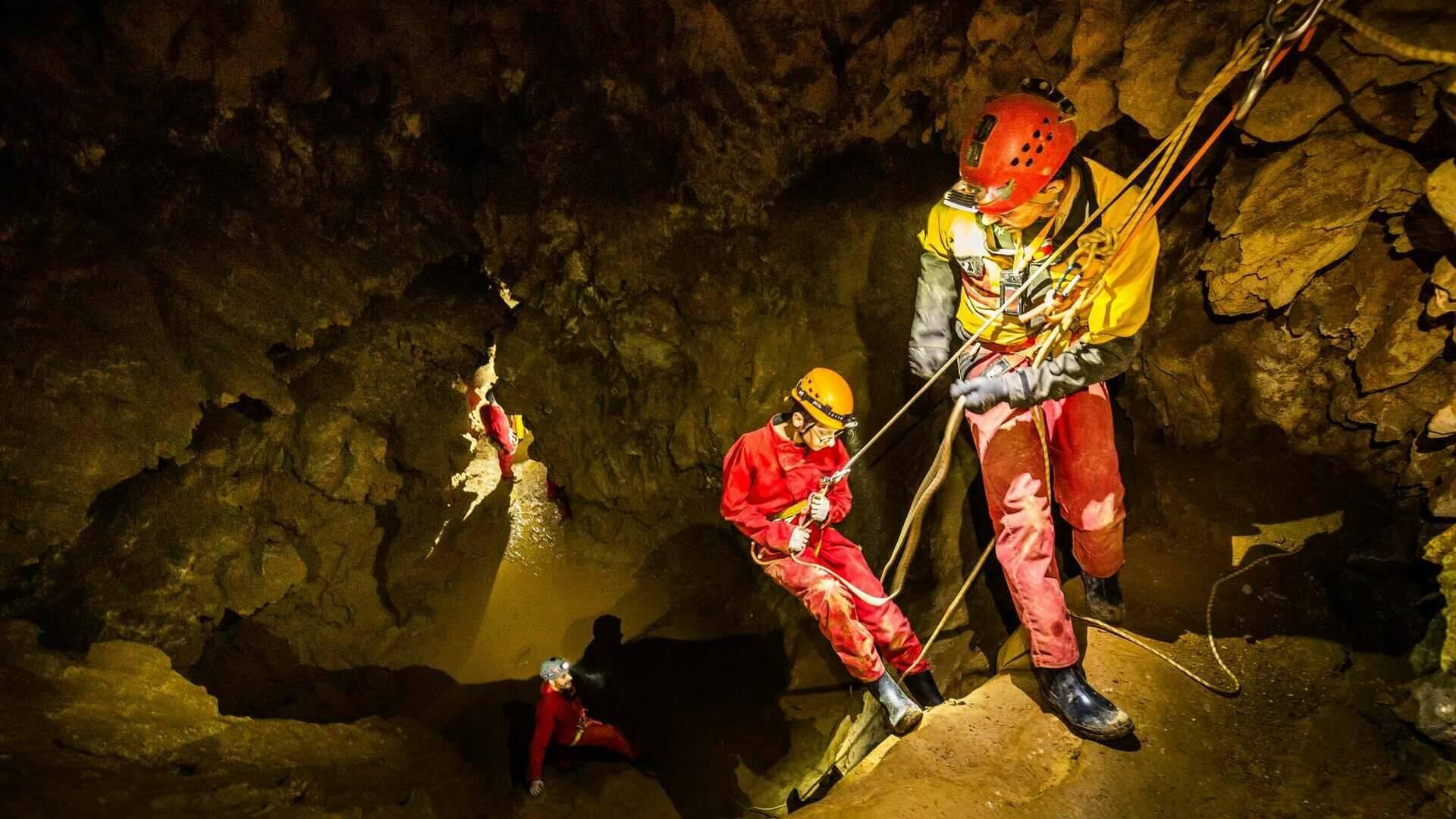 Speleology | Conflent Canigo Tourisme Le Canigou