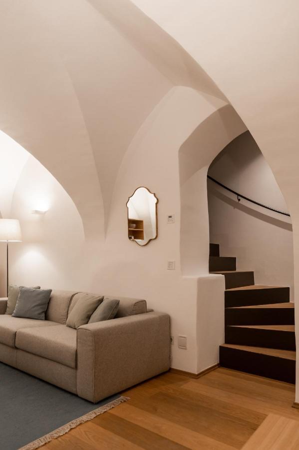 One-Bedroom Apartment Split Level