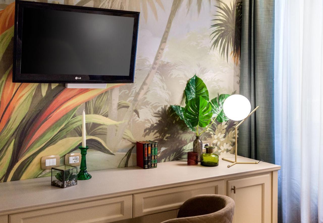 Superior Double or Twin Room City View