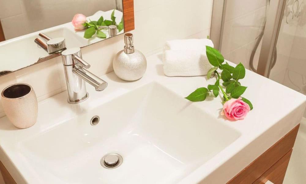 Double Room Private External Bathroom Attic