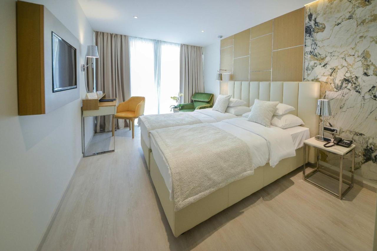 Superior Double Room with Balcony