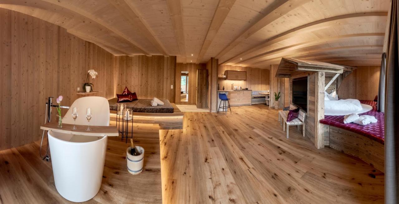 Luxury Lodge