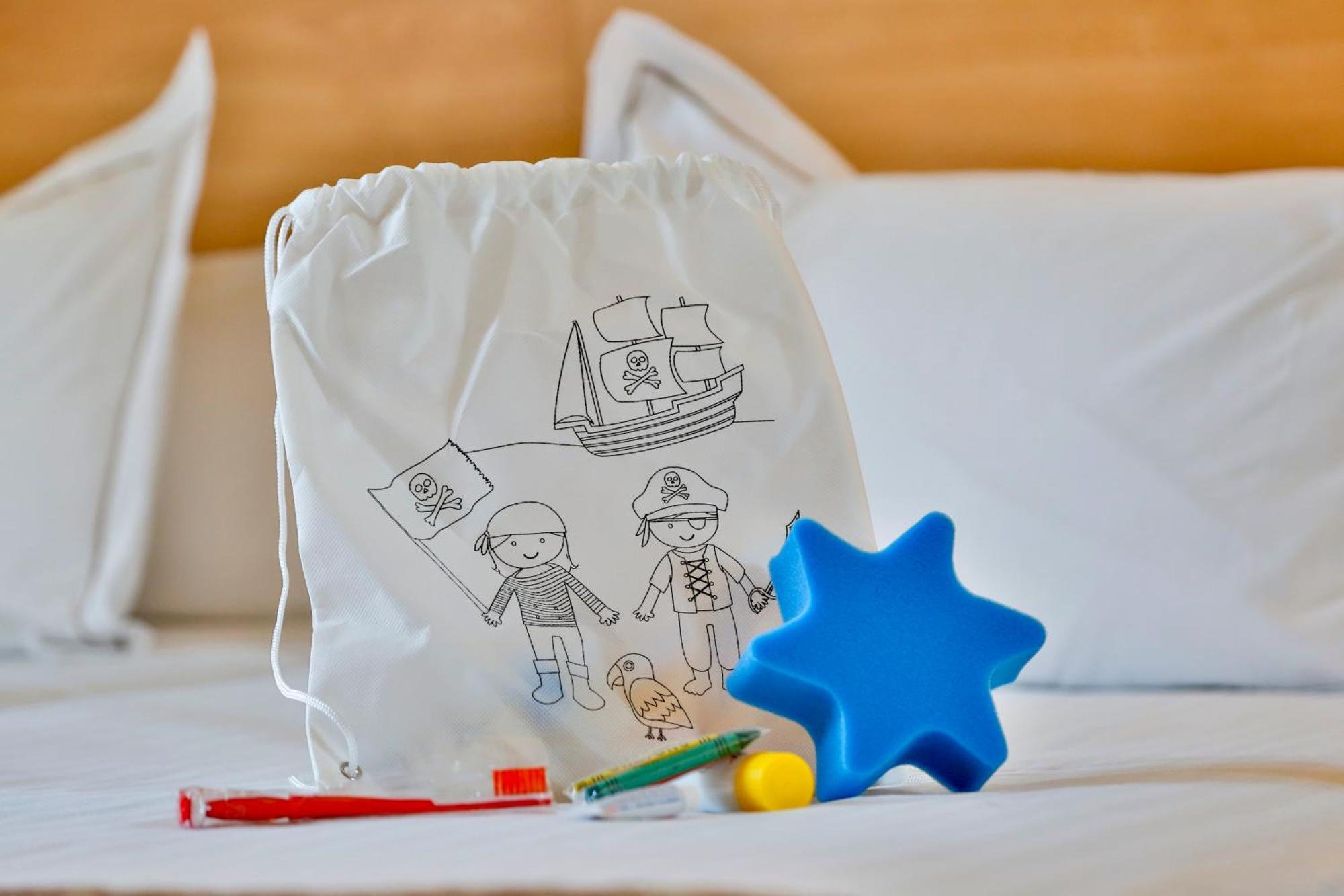 Chambre Quadruple (2 Adultes + 2 Enfants)