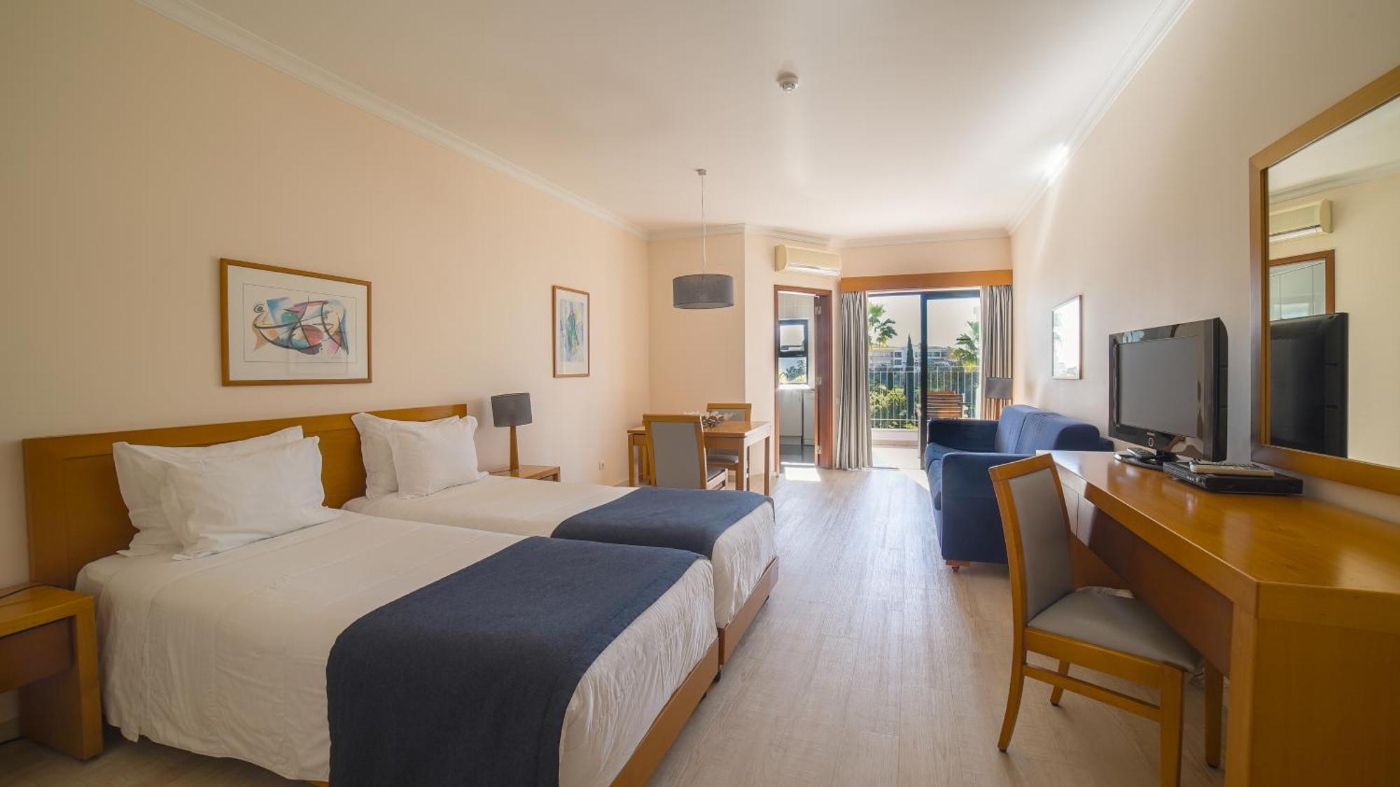 Studio Apartment,1209091102:JPEG