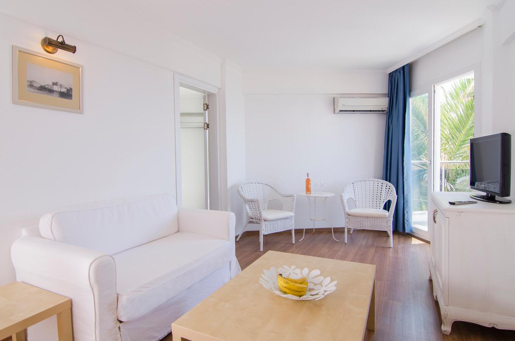 Suite with Sea View,1209954436:JPEG