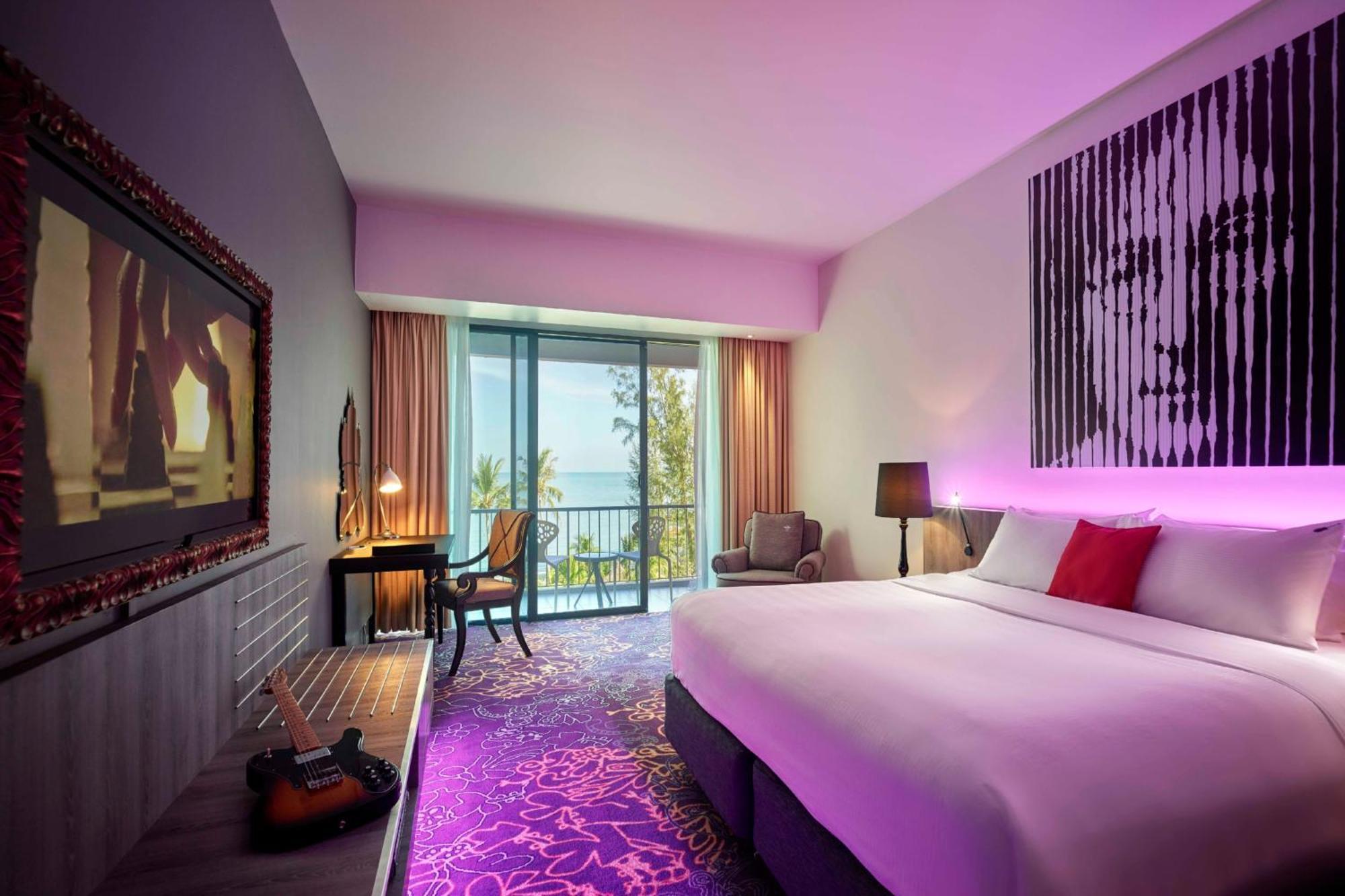 Deluxe Double or Twin Room Sea View
