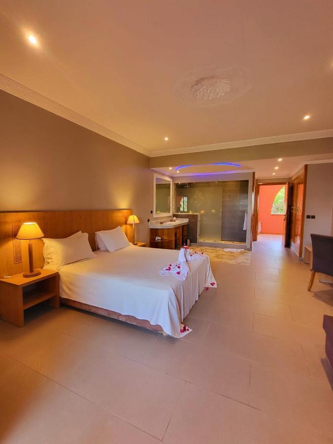 Deluxe Double Room with Garden View