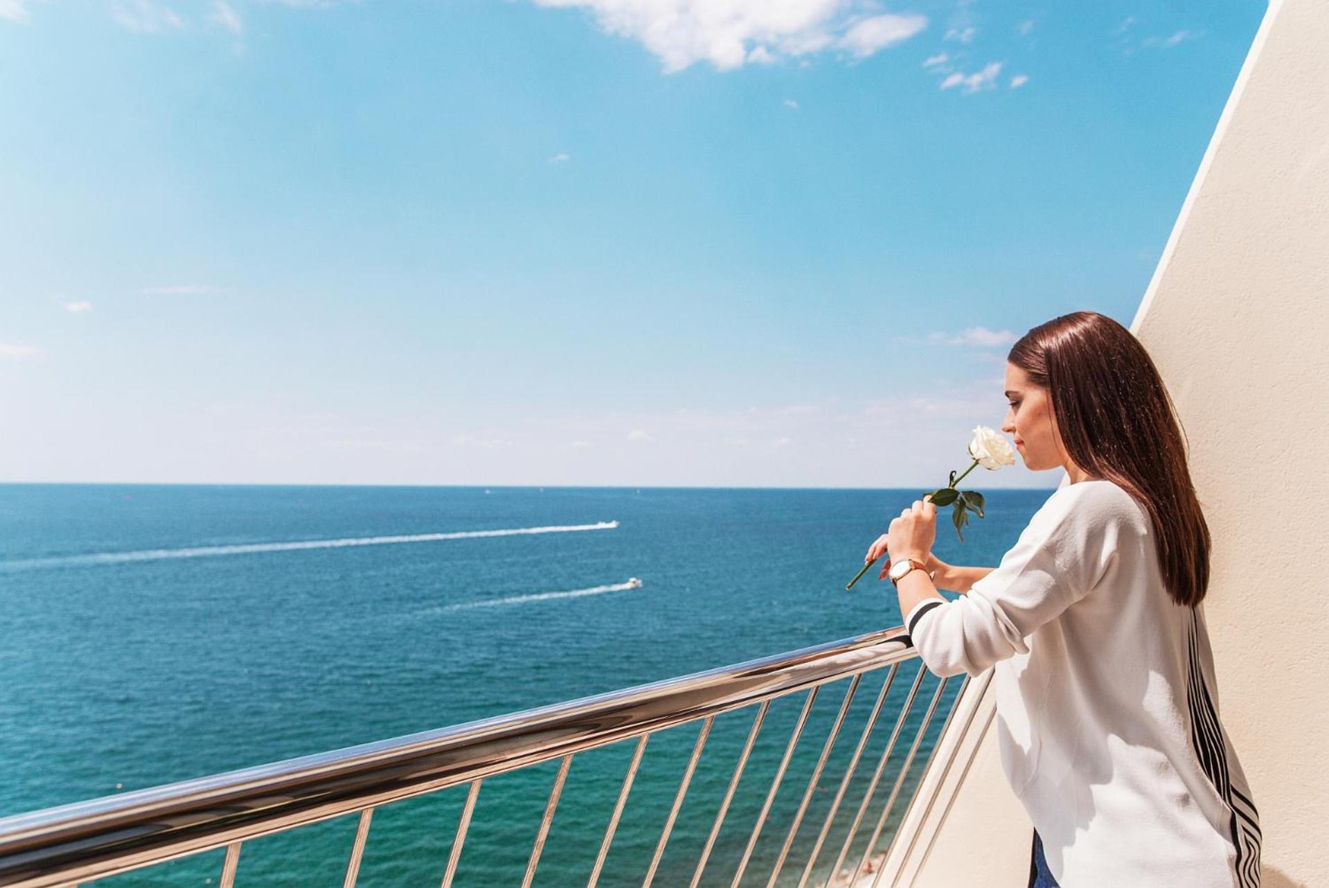 Deluxe Double or Twin Room with Extra Bed, Balcony and Sea View,1277733451:JPEG