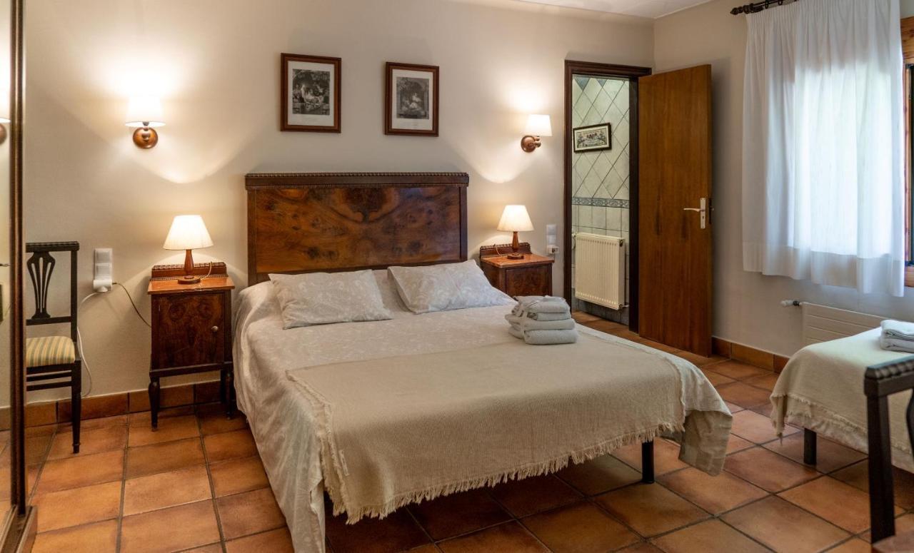 Triple Room,1264099006:JPEG