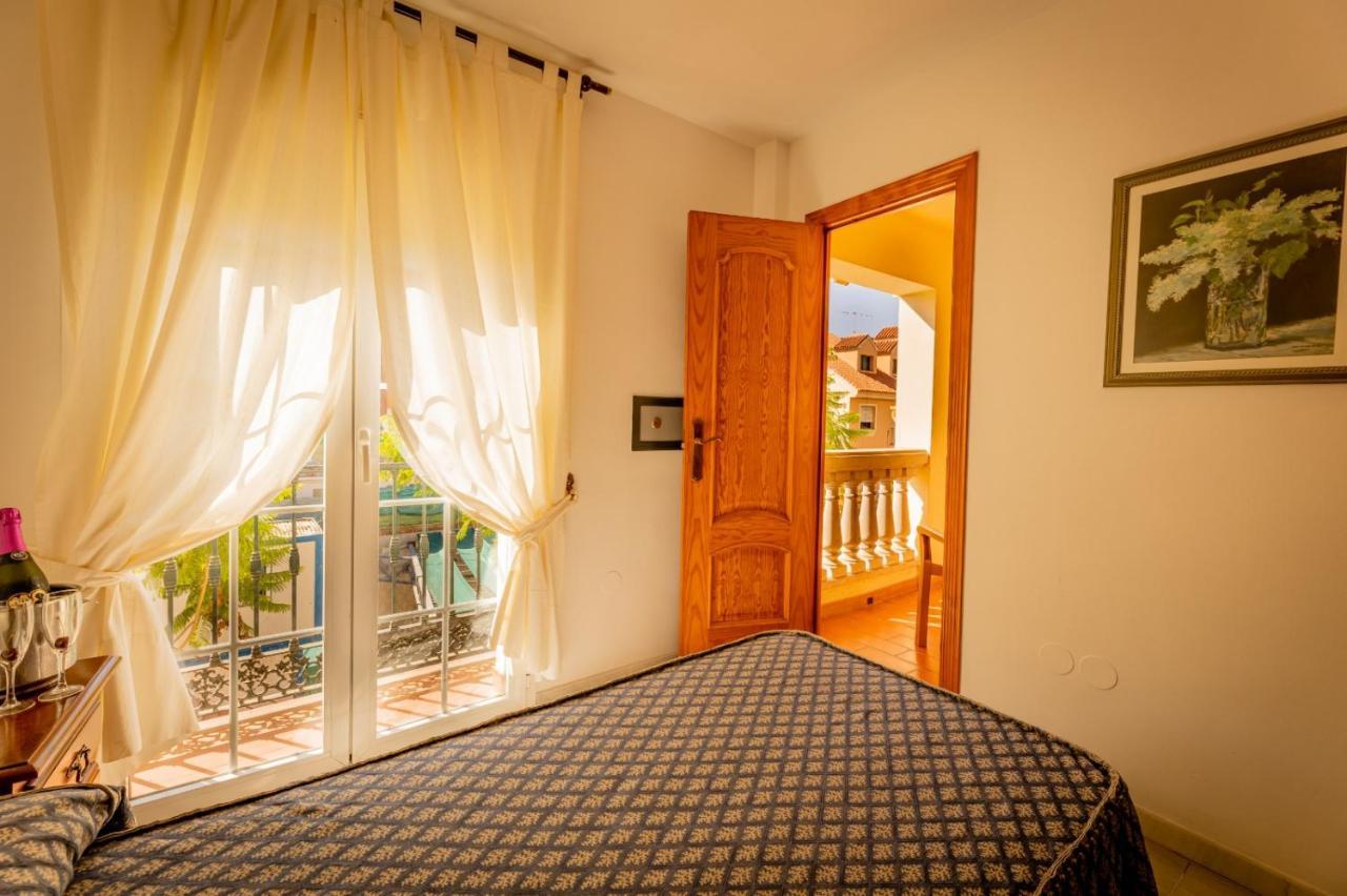 Double or Twin Room Terrace