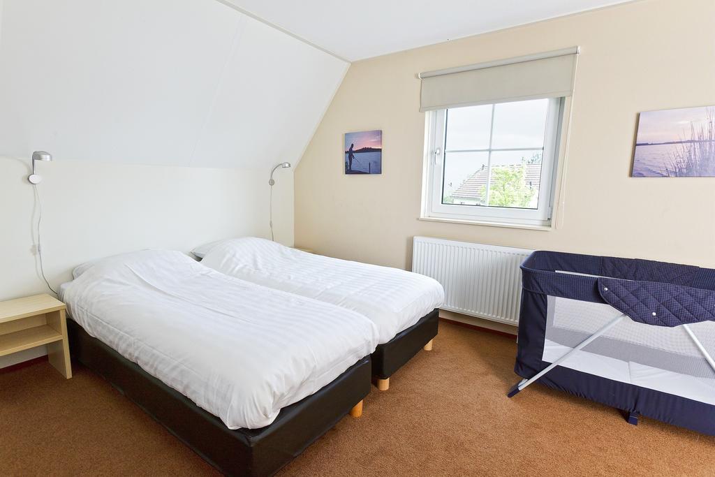 Standard Bungalow,461548806:JPEG