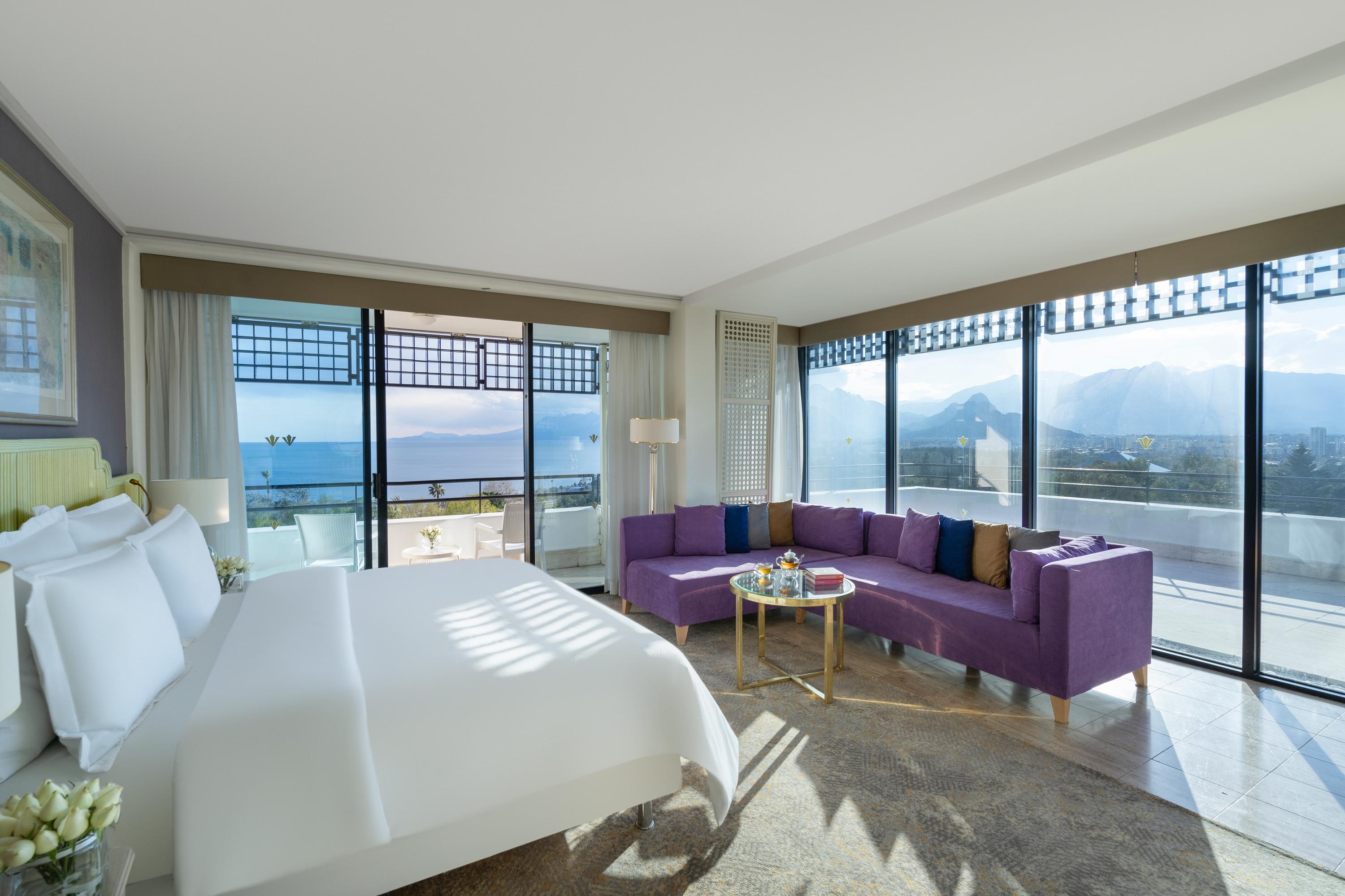 Deluxe King Bed Suite Two Sofa Beds Terrace Sea View,1274915392:JPEG