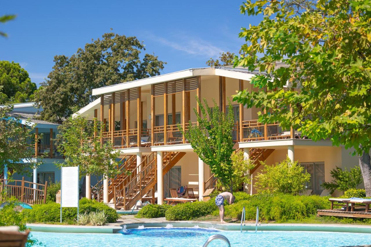 Standard Twin Room Swimming Pool Access,1287841927:JPEG