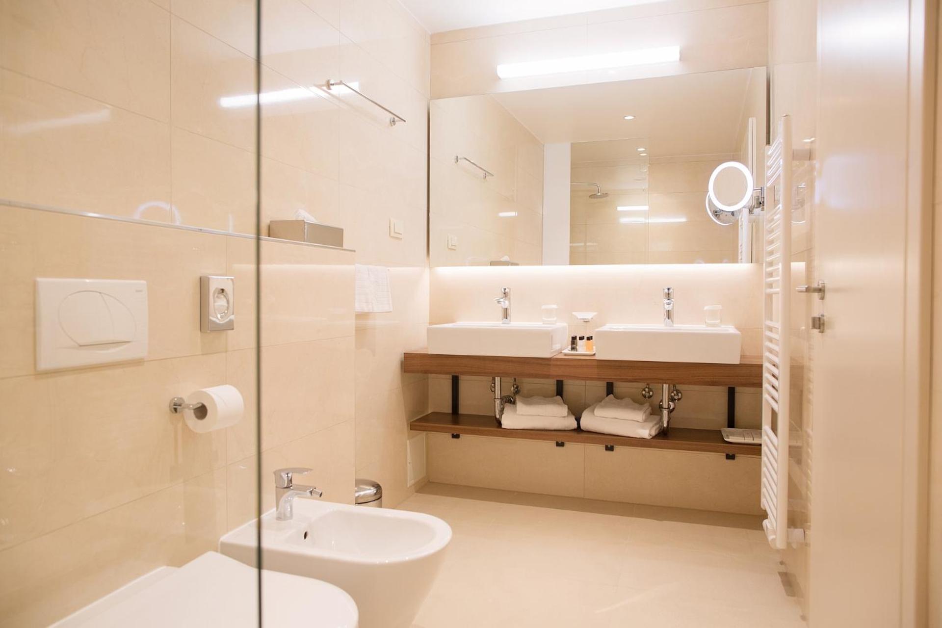 Superior Double Room with Balcony and Sea View,1277733739:JPEG