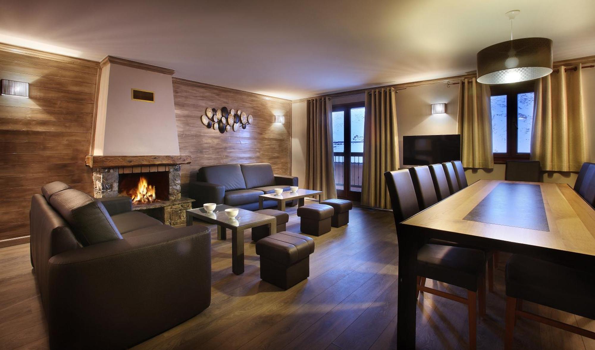 Six-Bedroom Apartment