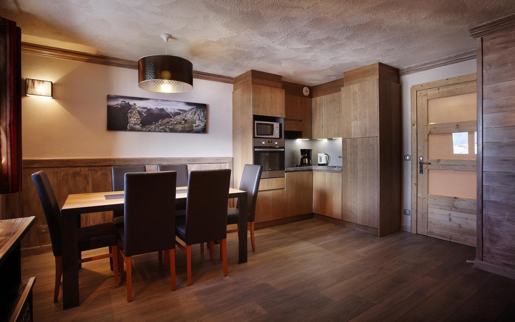 3-Bedroom Apartment