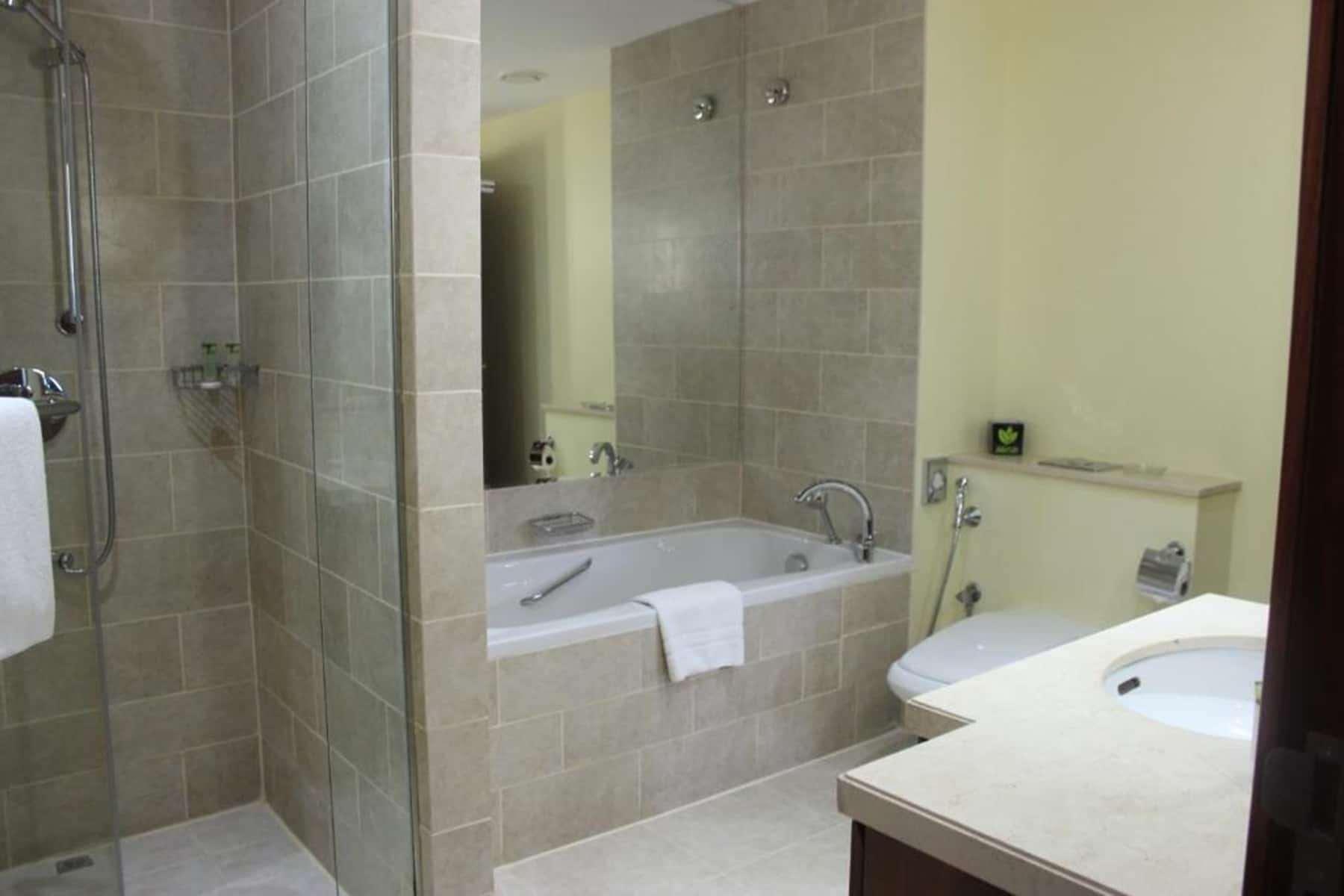 Quarto King com 1 Quarto, Vista Centro da Cidade, Fumadores, Serviço de Transporte Gratuito para Kite Beach, Dubai Mall e Estação de Metro
