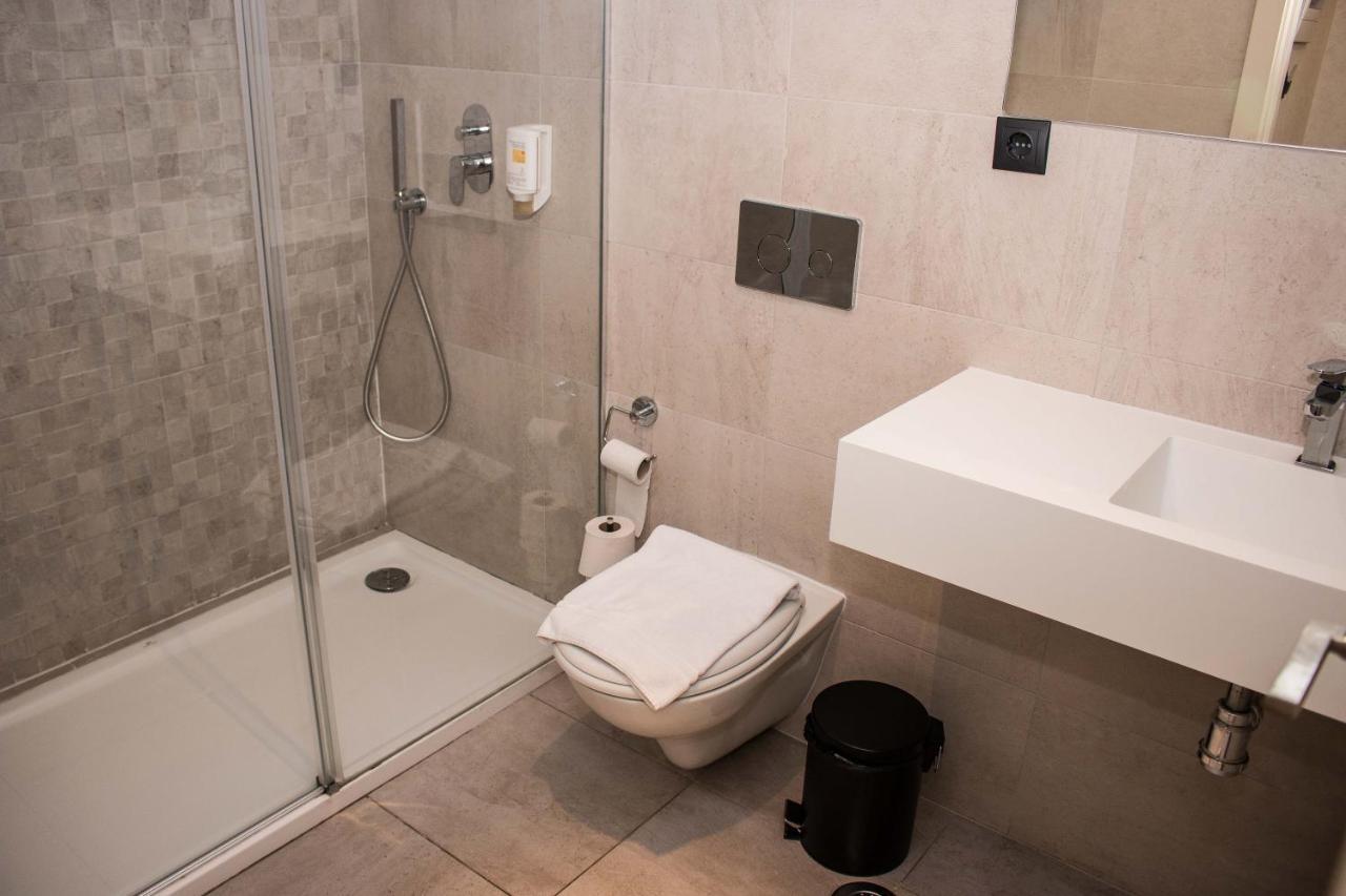 Twin Room with Private Bathroom,1290206203:JPEG