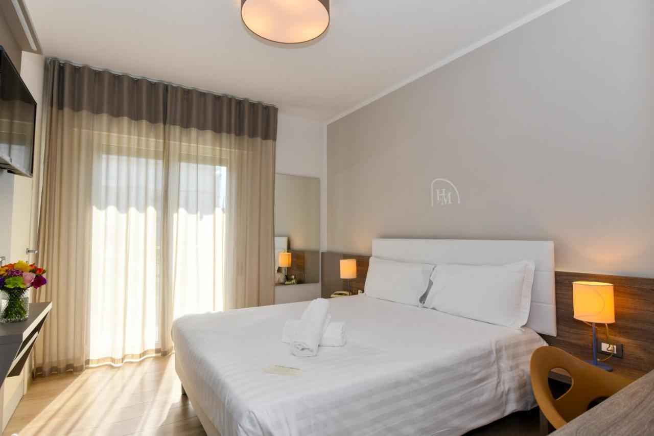 Standard Double or Twin Room with Lateral Sea View,1300873012:JPEG