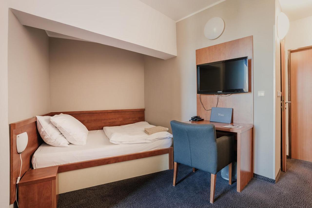 Standard Twin Room with Wellness Access