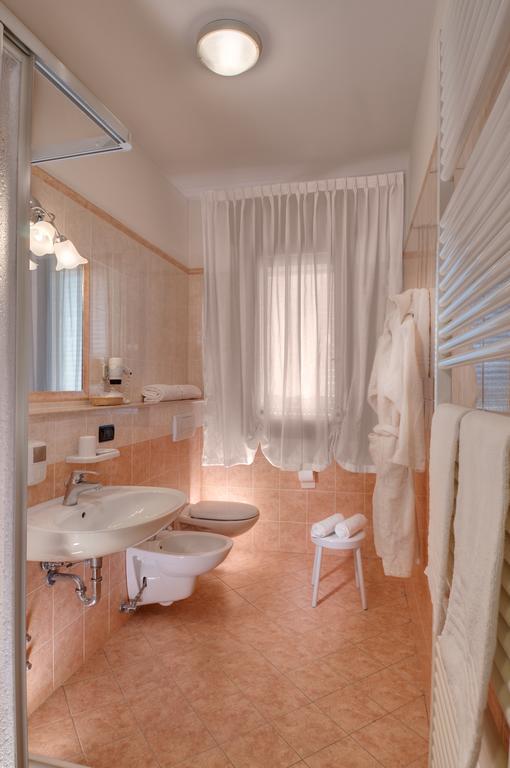 Double or Twin Room,322259992:JPEG
