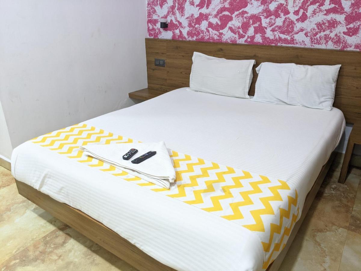 Standard Double Room,1377860336:JPEG