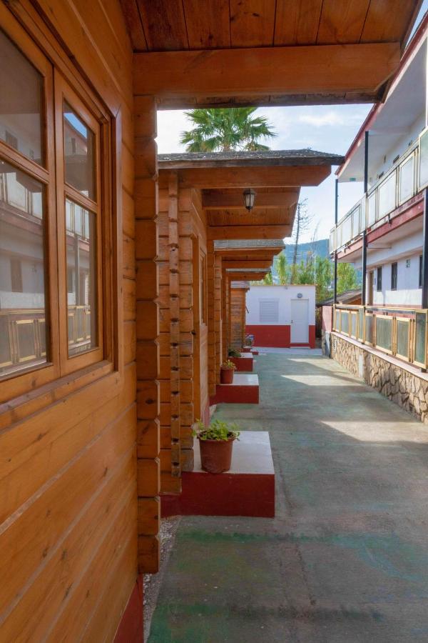 Wood Cabin