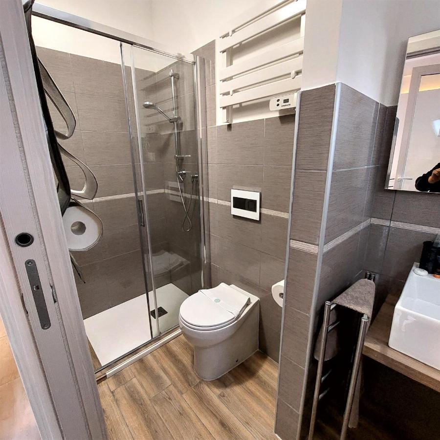 Double Room Private Bathroom,1403147051:JPEG