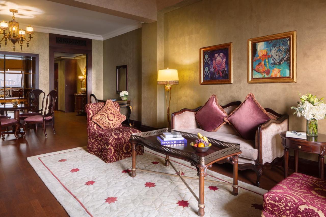Imperial One-Bedroom Suite with Club Access including Breakfast, Afternoon Tea, Evening Cocktail Hours & Soft Refreshments,1405601330:JPEG