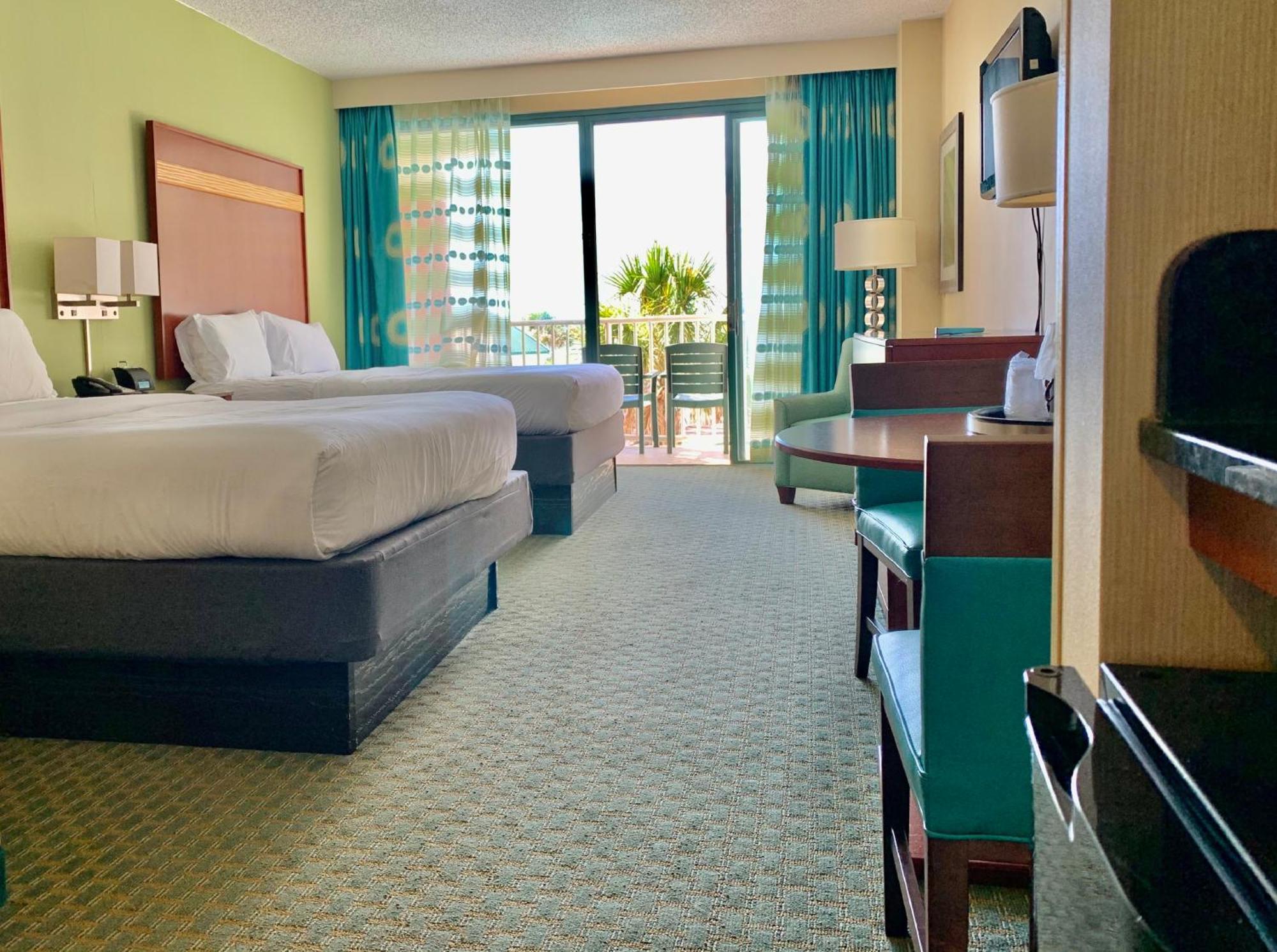 Standard Queen Room with Two Queen Beds and Pool View,1666669244:JPEG
