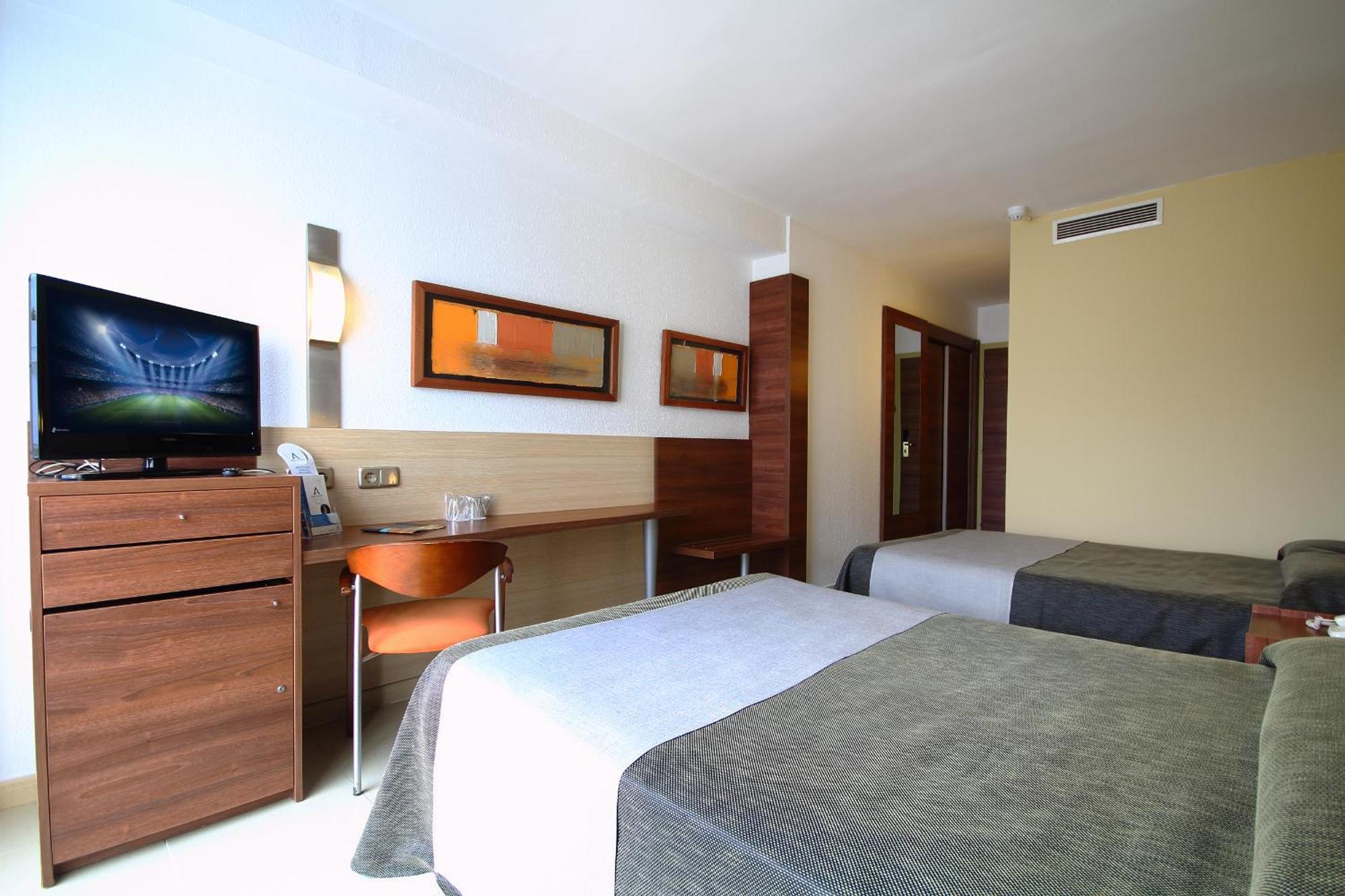 Habitación Triple (3 adultos)