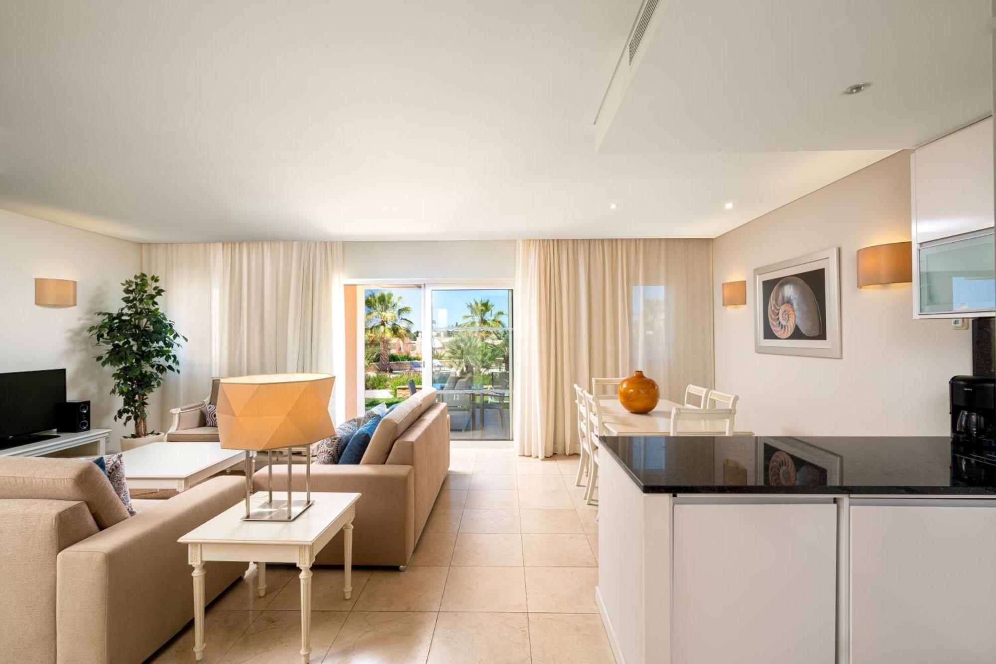 Suite Luxo com 2 Quartos
