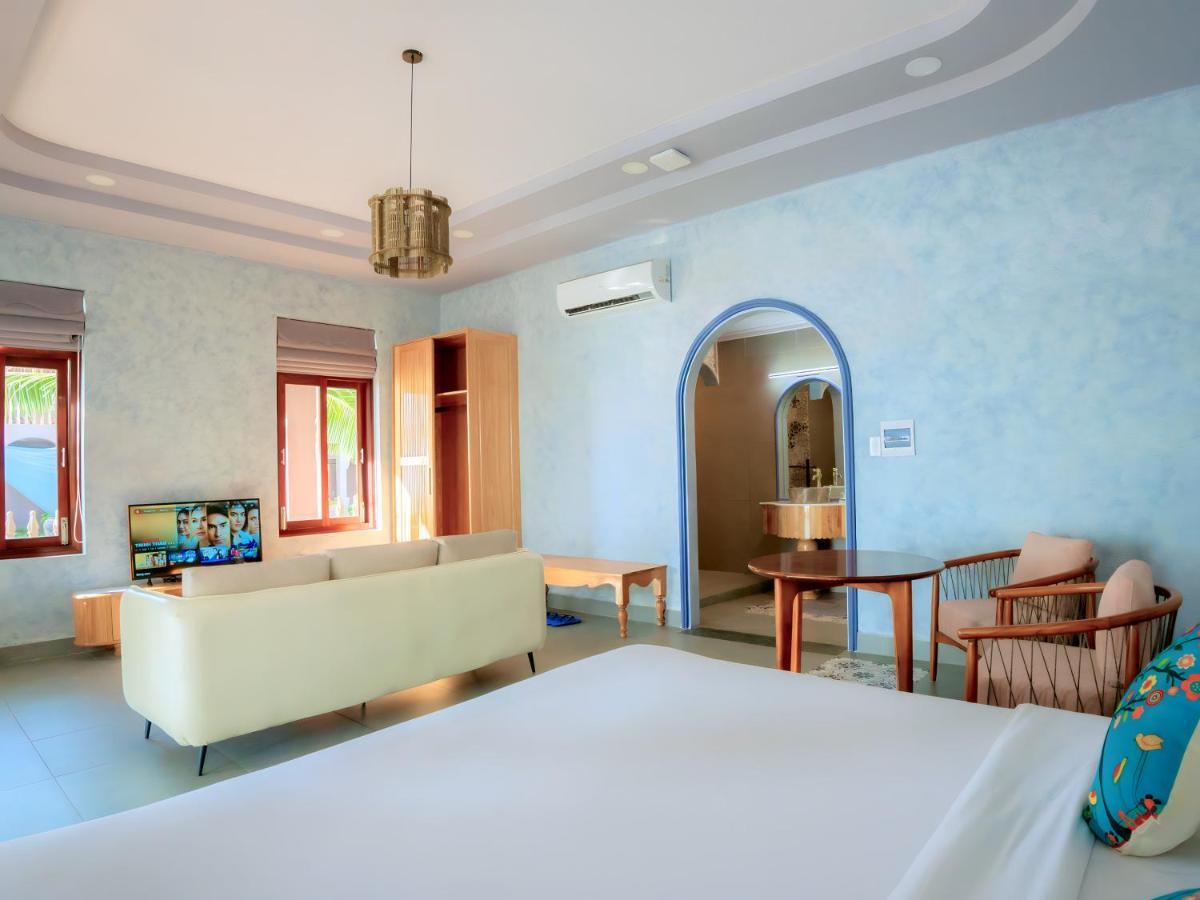 Premium Beach Front Room