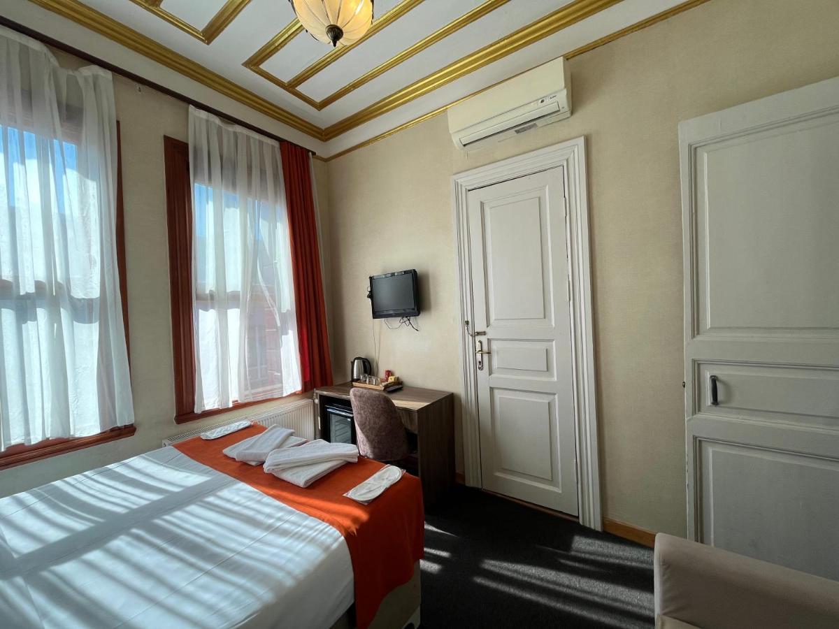 Two-Bedroom Suite,1498576795:JPEG