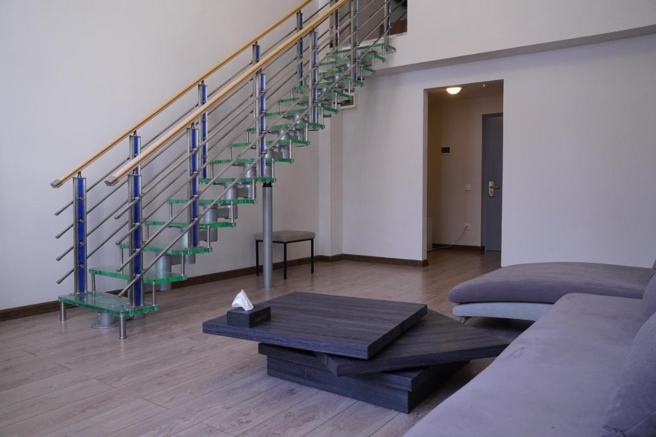 Duplex Studio