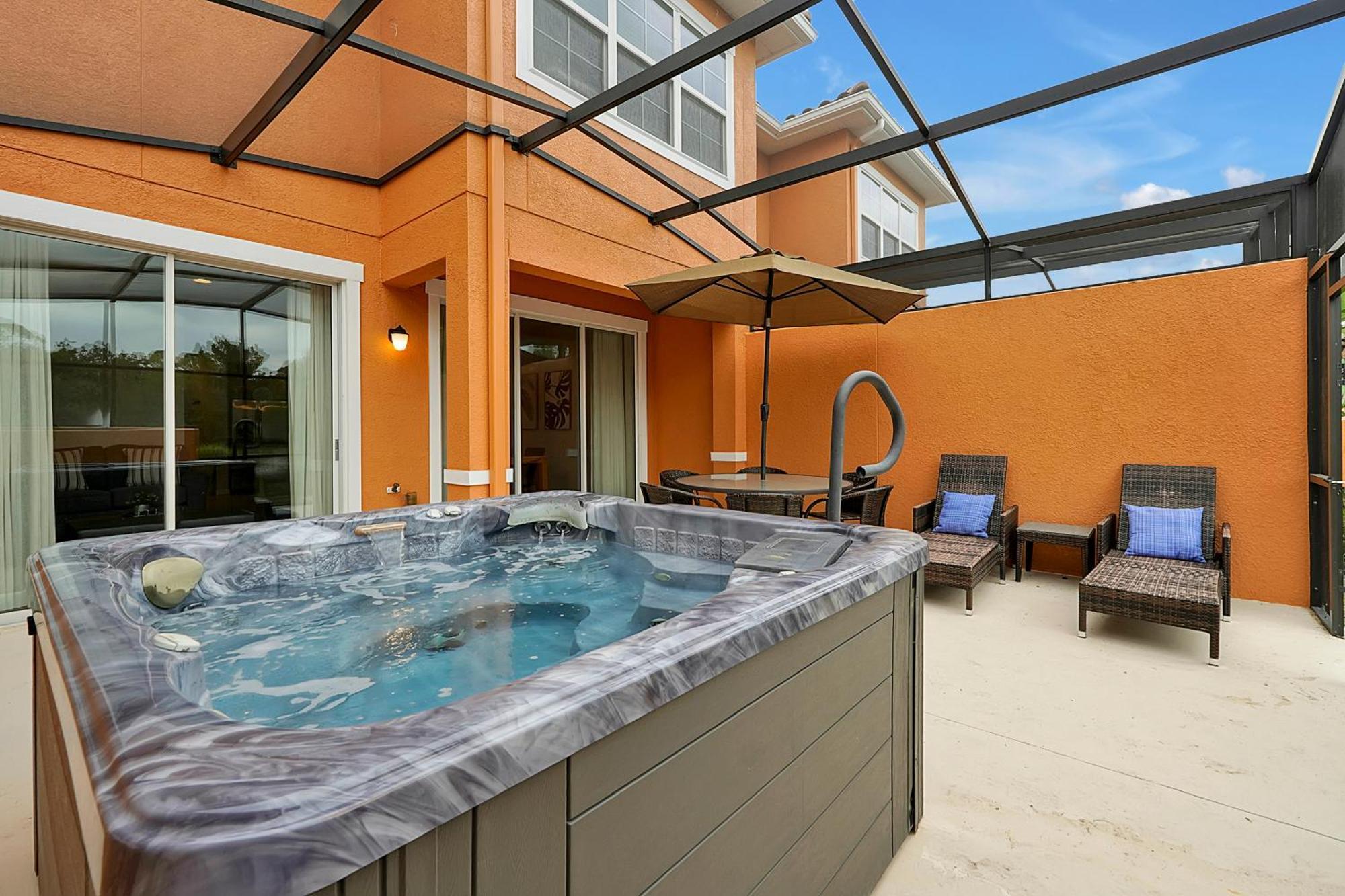 Two-Bedroom Townhouse Private Hot Tub