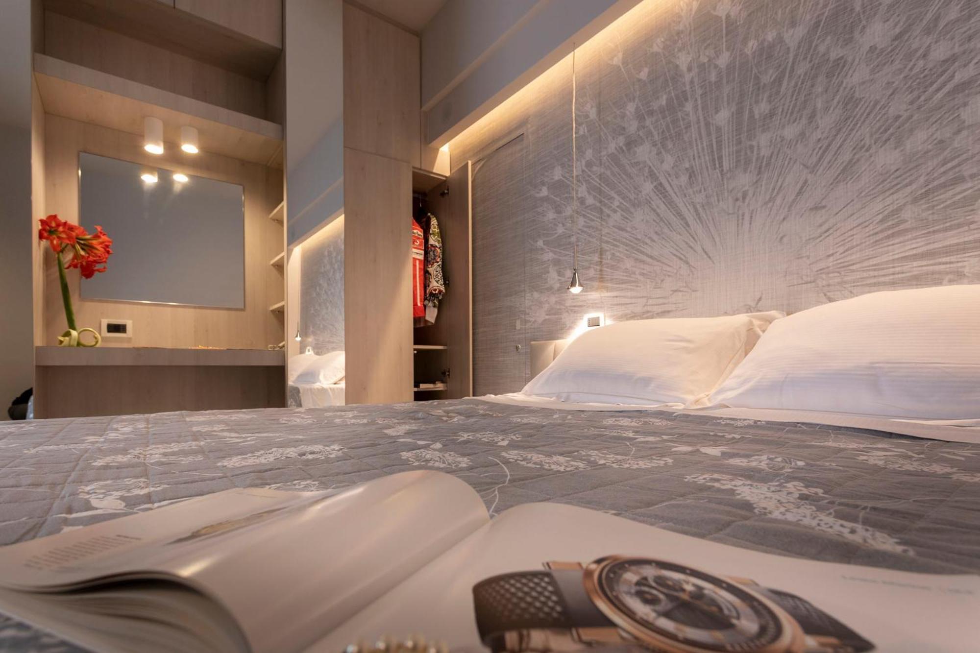 Elite Room