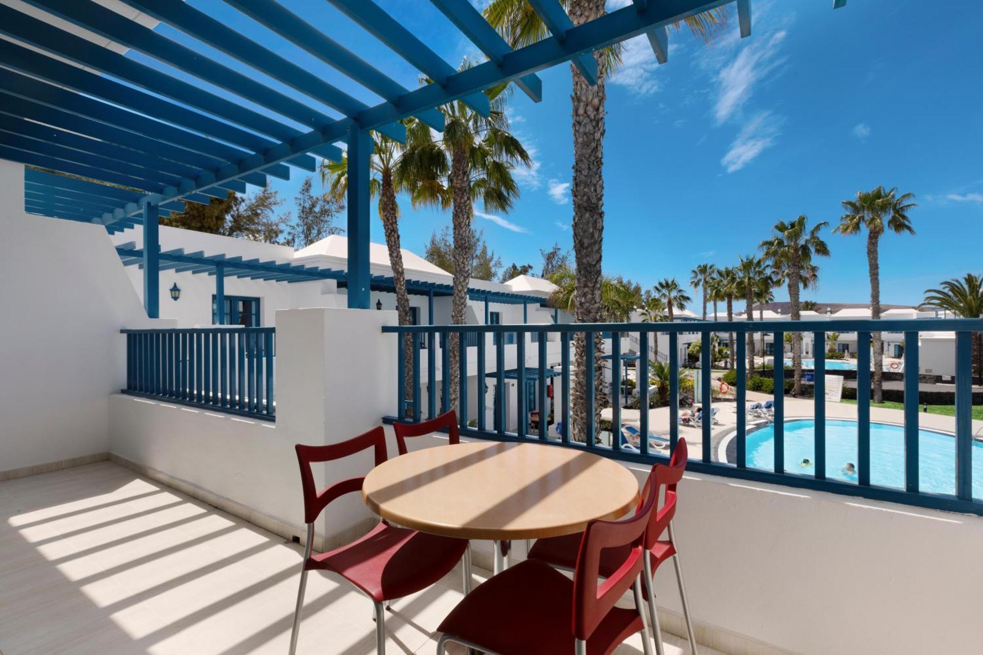 Apartment Pool View