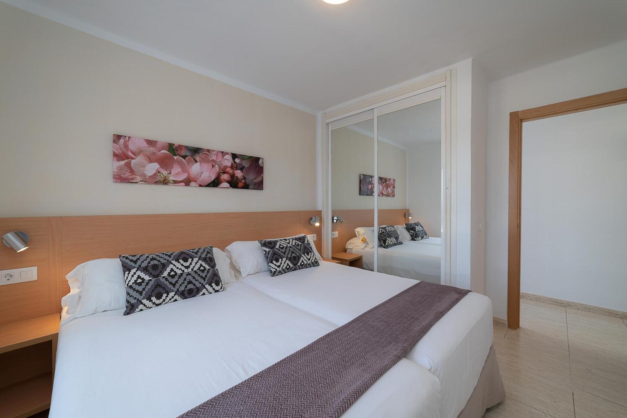 One-Bedroom Apartment (2 Adults)