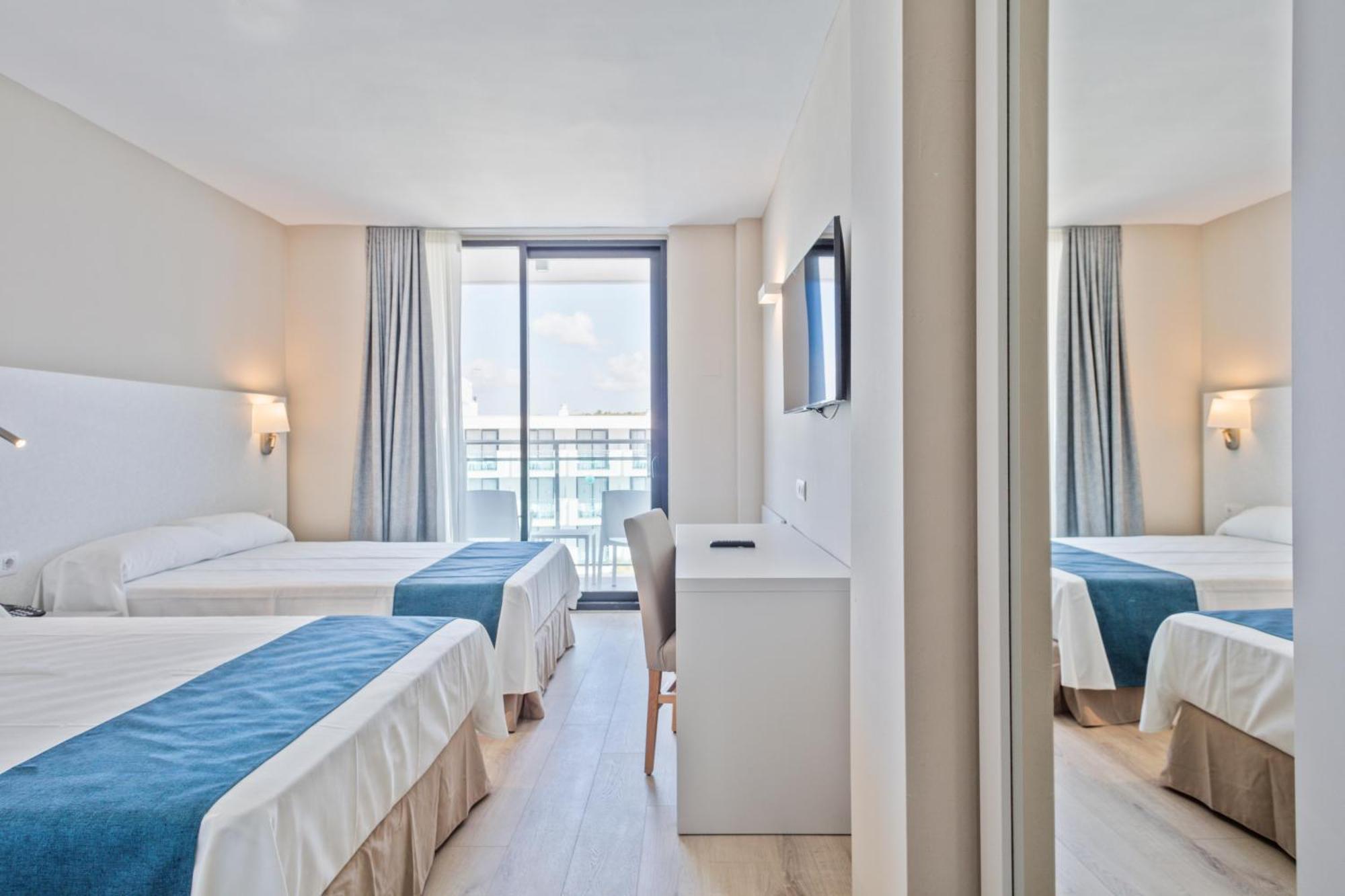 Double Room Pool View