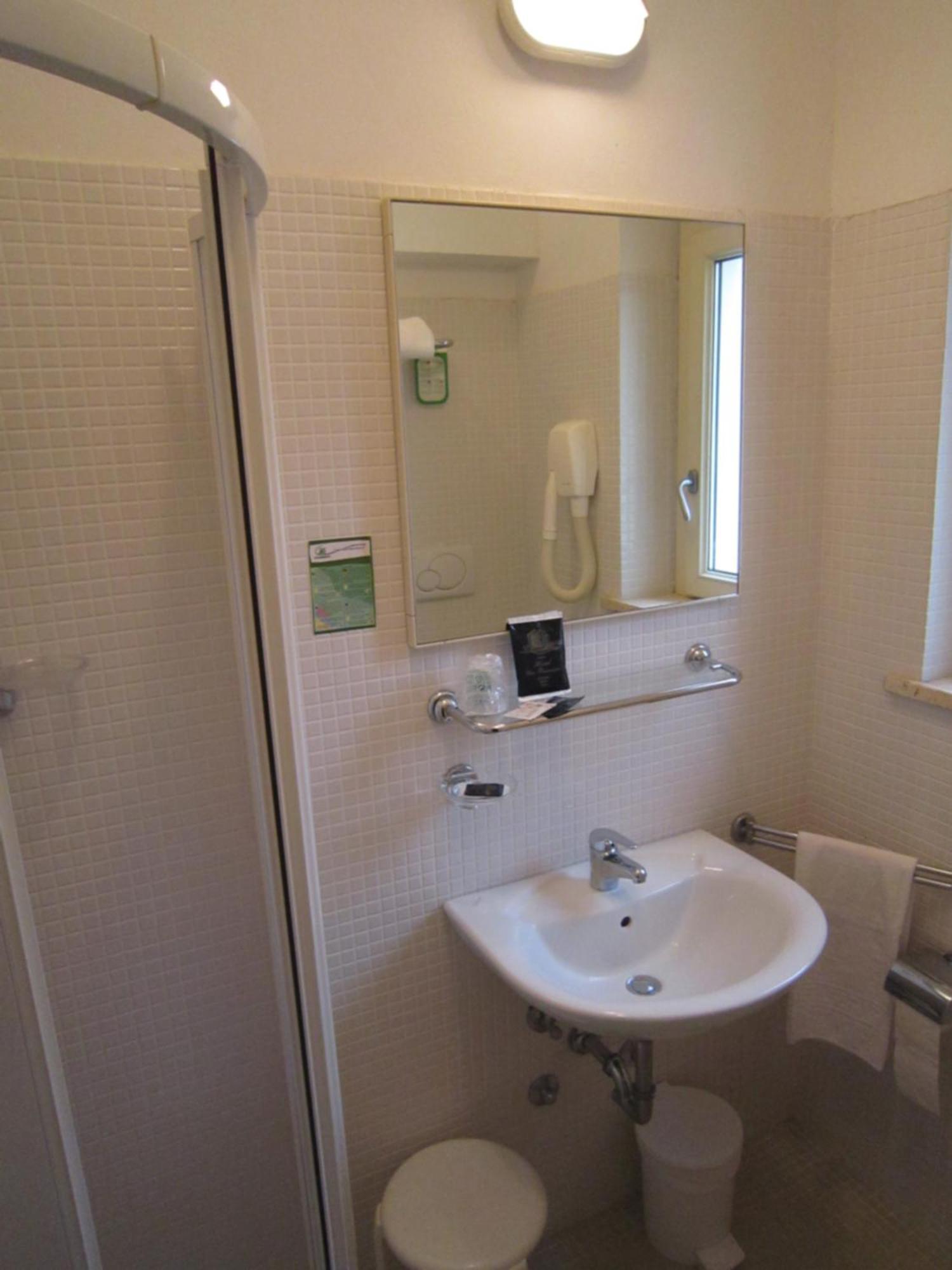 Double Room,254668085:JPEG