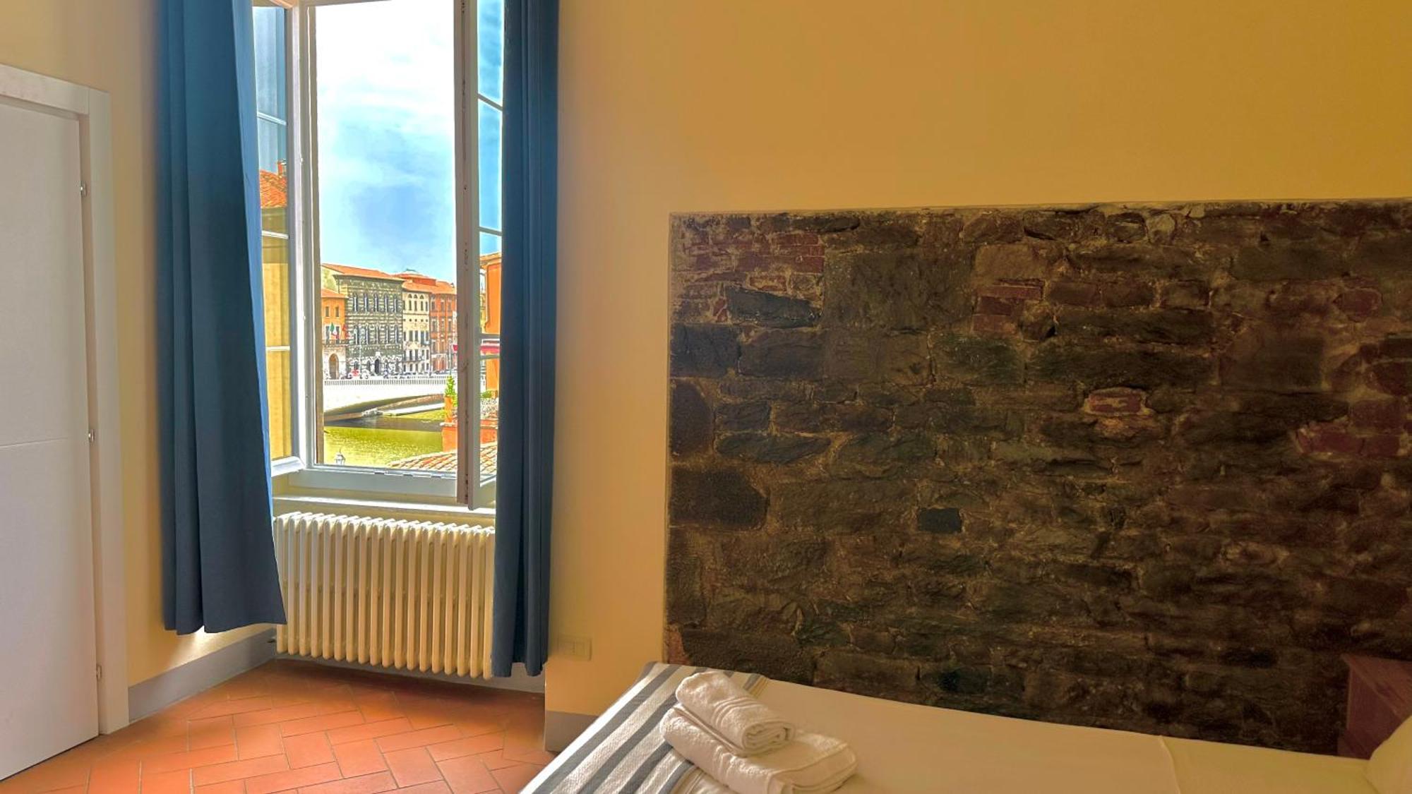 King Room Lake View