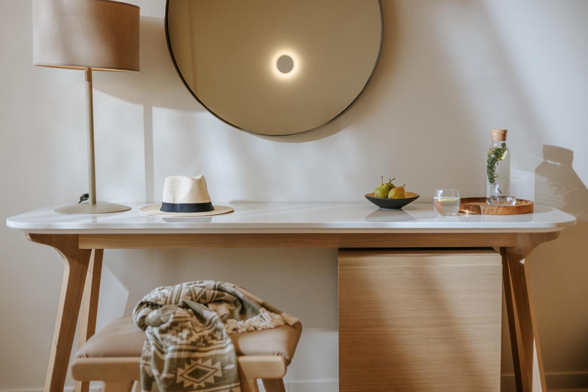Double or Twin Room Inland View