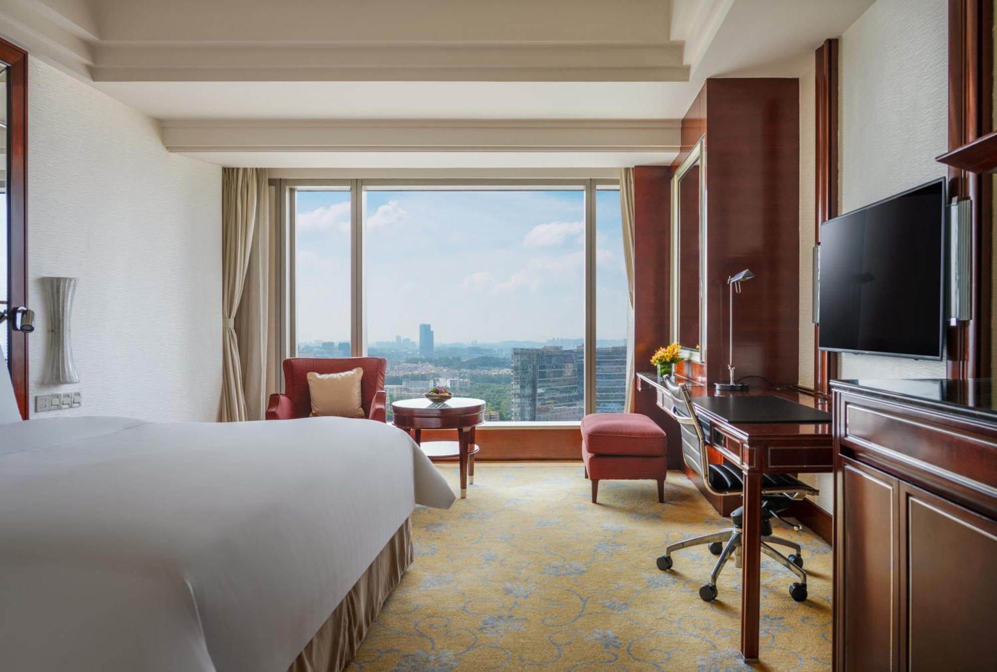 Deluxe King Room,1617459275:JPEG