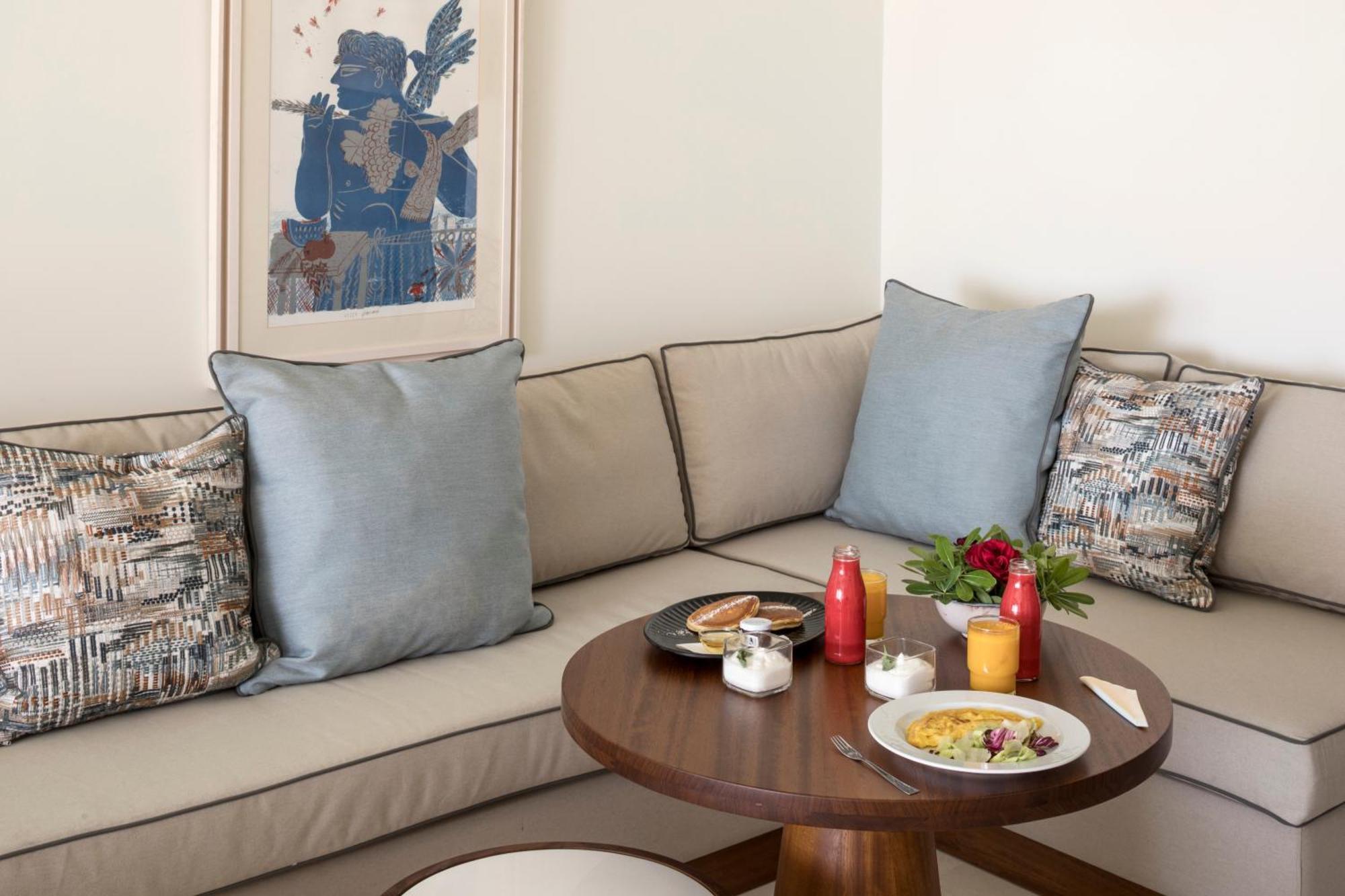 Premium Accessible Junior Suite