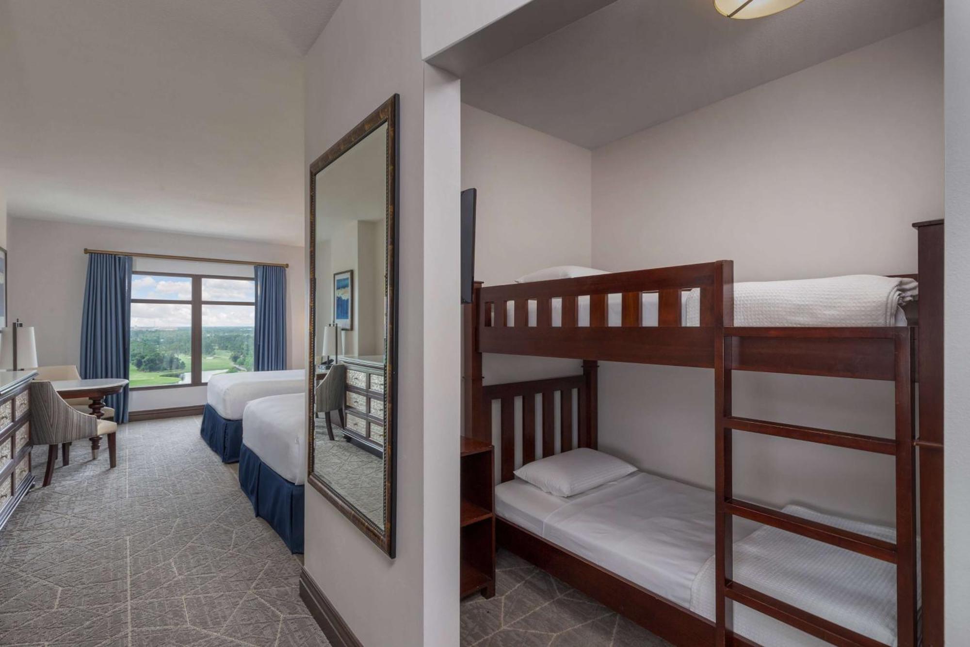 Family Room Bunk Bed 2 Queen Beds Non Smoking