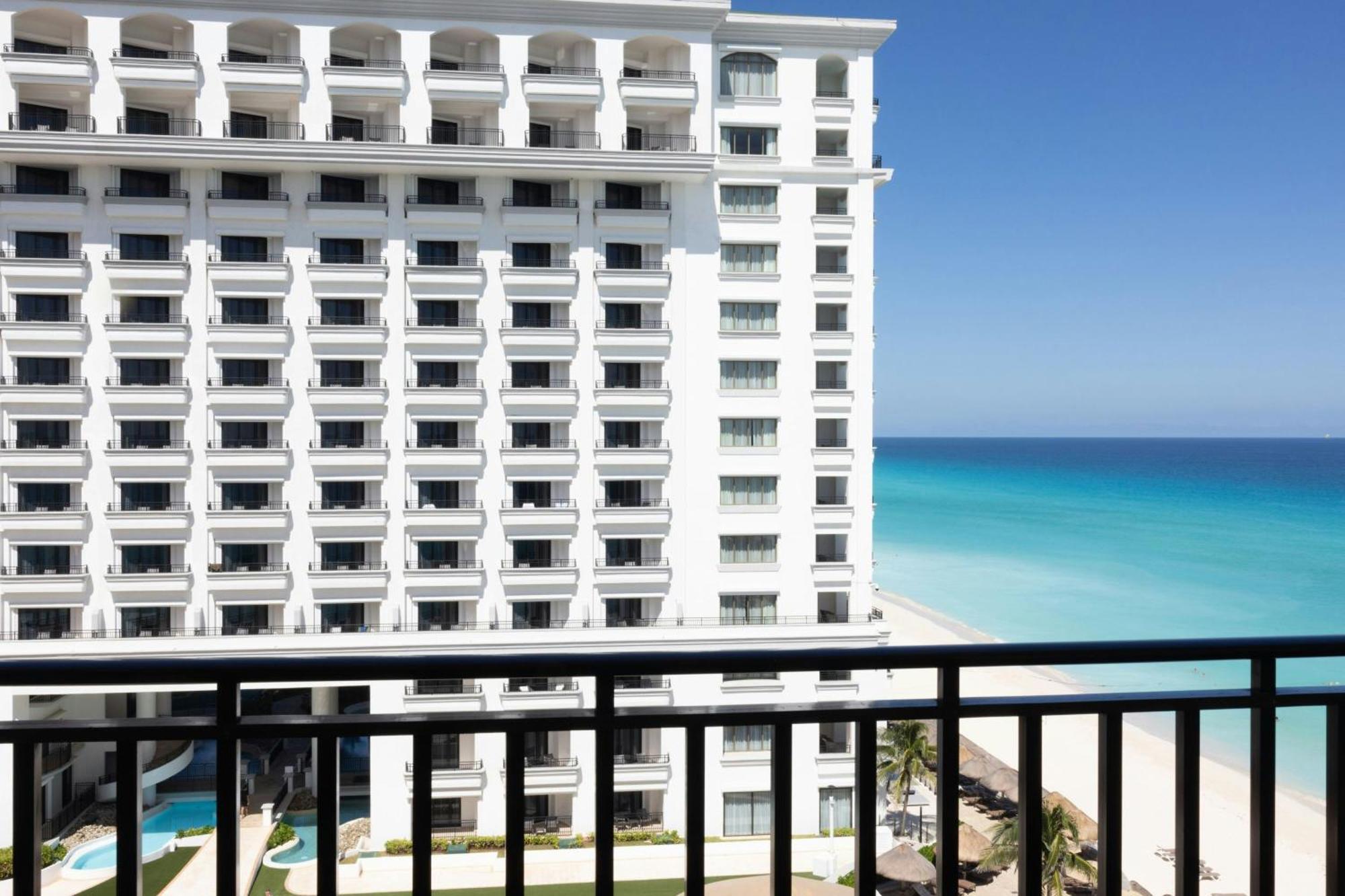 Partial Ocean View Room