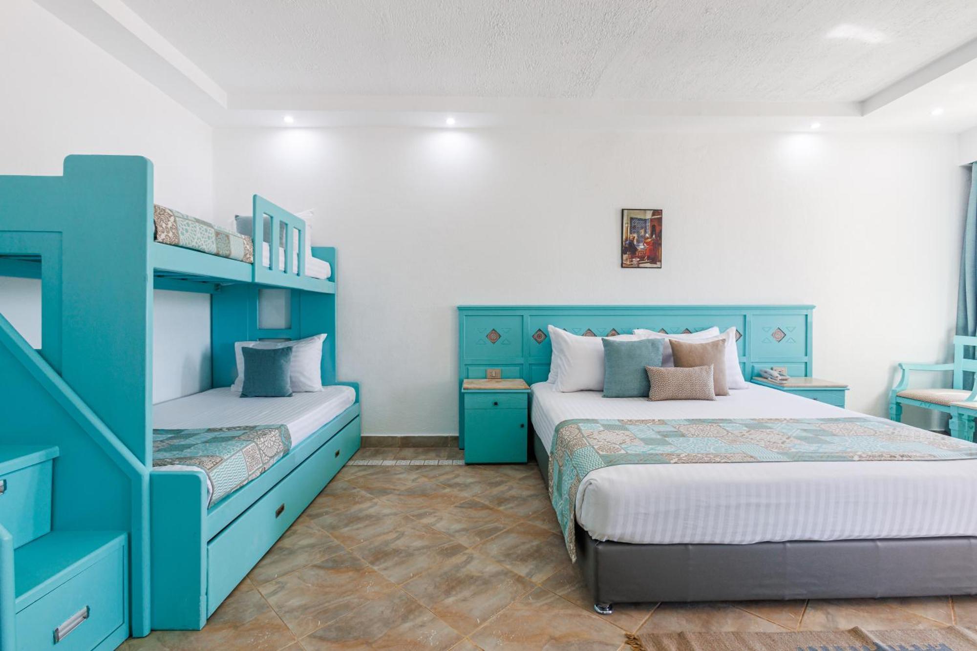 Family Room Bunk bed,1676740911:JPEG