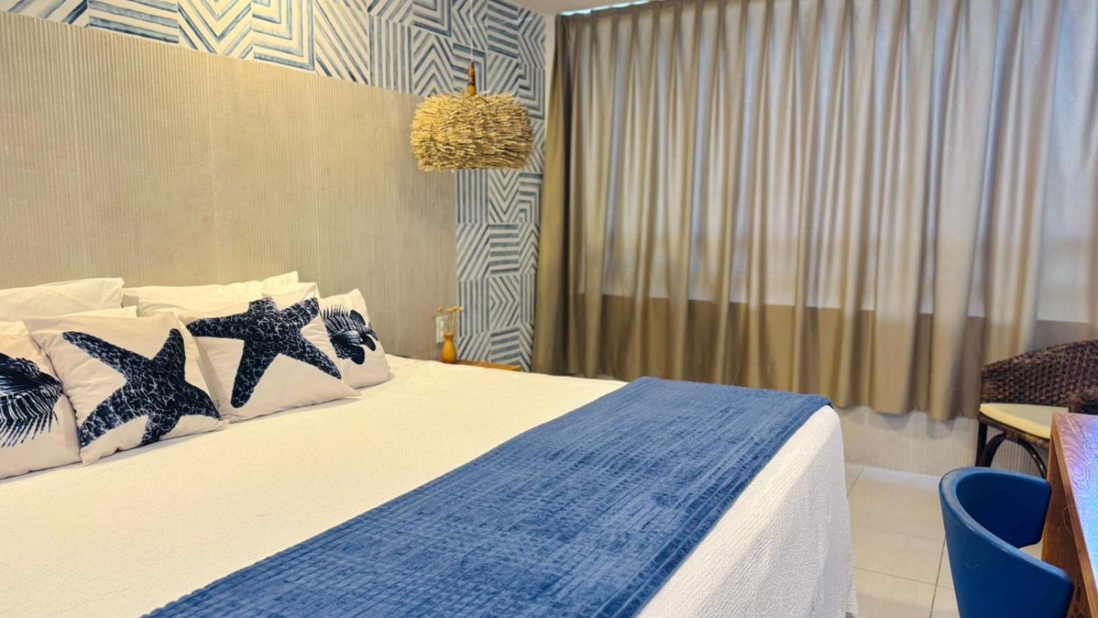 Deluxe Suite,1678636310:JPEG