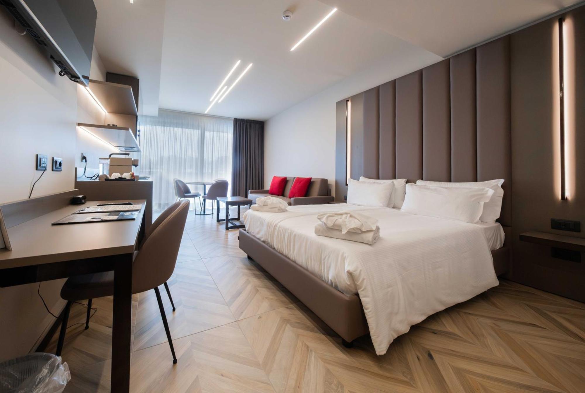 Junior Suite Spa Bath